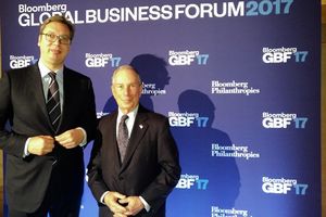 NJUJORK: Vučić sa Majklom Blumbergom na Poslovnom forumu