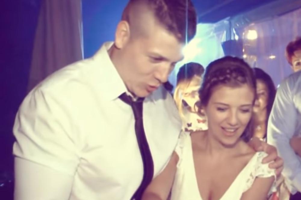 (VIDEO) LJUBAVNI TROUGAO TRESE ESTRADU: Ovako je izgledalo venčanje Slobe Radovanovića i Kristine!