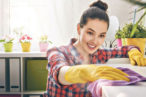 DODAJTE OVAJ SASTOJAK I ZABORAVITE NA PRAŠINU I DO 7 DANA: Dom će vam se CAKLITI, a ovu metodu za čišćenje koriste i MUZEJI