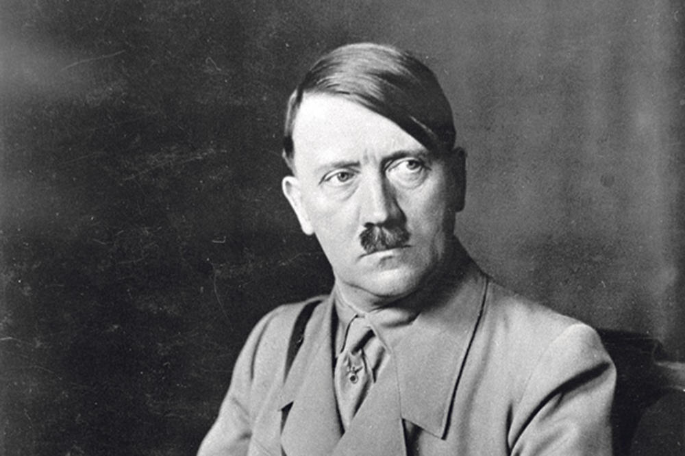 ŠOKANTAN APEL BRITANSKOG NAUČNIKA: Putnici kroz vreme, molim vas, ne ubijajte Hitlera! TEKST KOJI JE PODELIO SVET