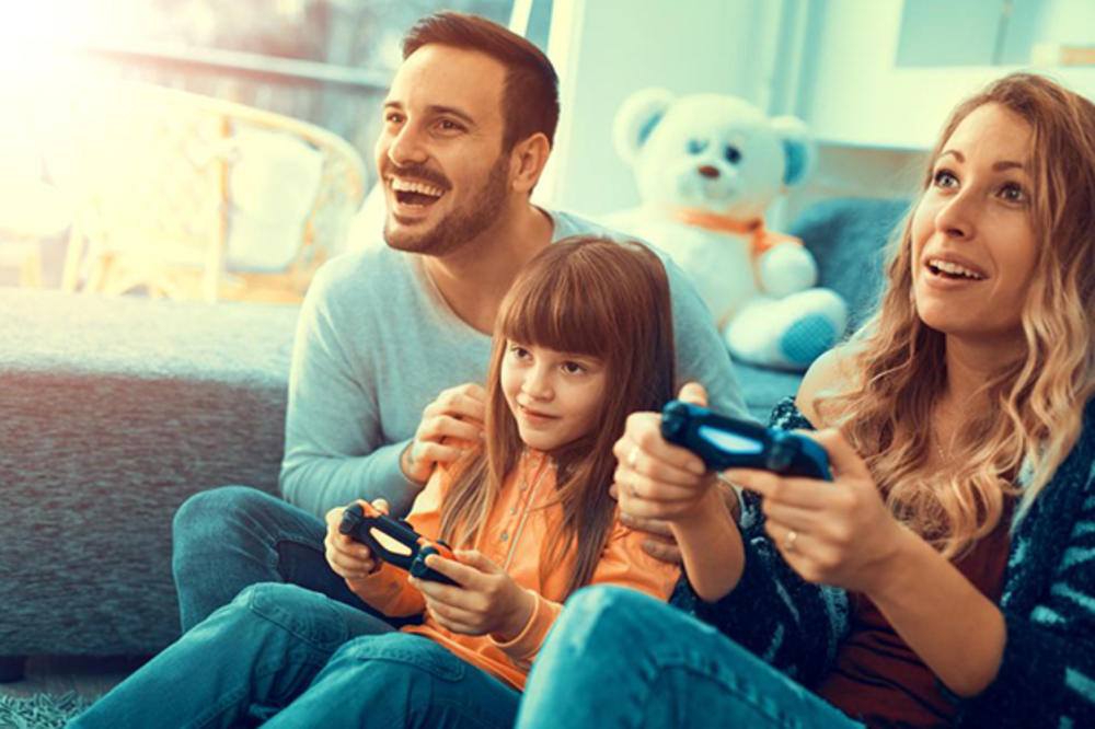 TELEVIZIJA I INTERNET: Kako da dete provodi što manje vremena ispred ekrana?