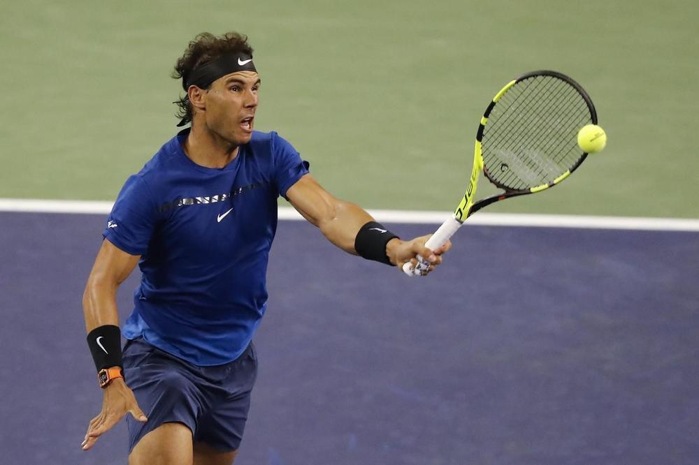 GAZE KAO U NAJBOLJIM DANIMA: Nadal i Federer kao mašine u Šangaju