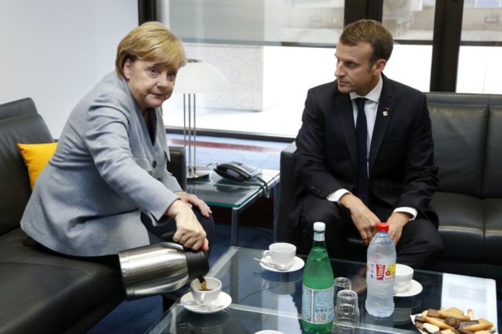 KATALONIJA  U ŽIŽI SAMITA EU: Merkelova i Makron se nadaju demokratskom rešenju