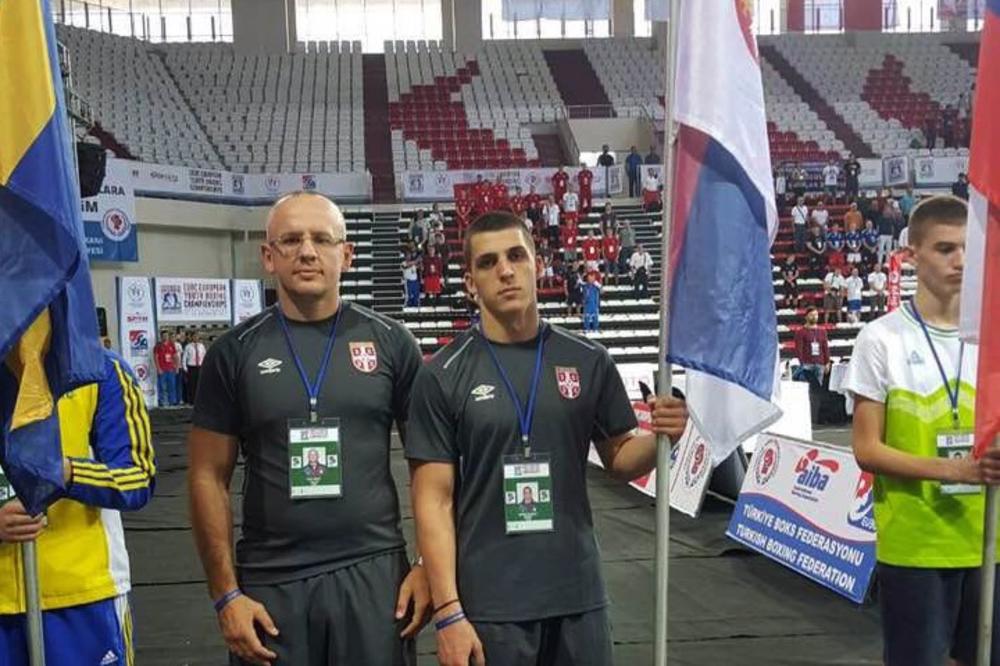 MLADI SRPSKI BOKSER PRED VELIKIM USPEHOM: Bujušić na korak od medalje na Evropskom prvenstvu