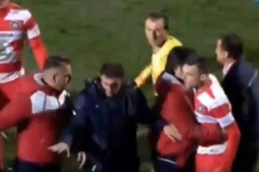 (VIDEO) VRUĆE GLAVE: Sukob fudbalera Borca i Partizana u finišu utakmice