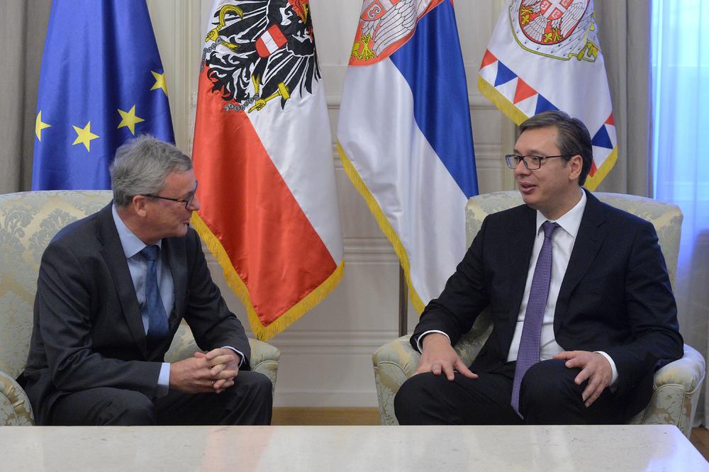 ZVANIČAN POZIV: Austrijski predsednik pozvao Vučića da poseti Austriju