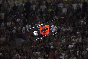 HTELI DA IZAZOVU HAOS U BEOGRADU Kod Preševa zaustaviljena trojica Albanaca: U kolima krili dron kog je trebalo da puste na meču Partizan - Skenderbeg? MUP demantuje!