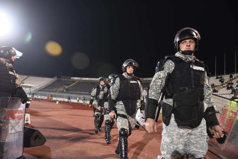 (FOTO) NEZAPAMĆENE MERE OBEZBEĐENJA: Policija u pripravnosti na meču Partizan - Skenderbeg