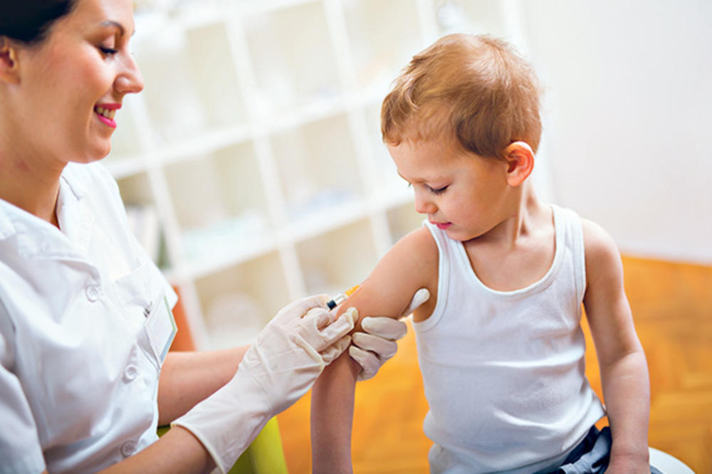 NOVOSADSKI LEKARI UPOZORAVAJU: Hitno vakcinišite decu, sprečite širenje malih boginja!