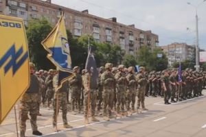 (VIDEO) UDARNA PESNICA UKRAJINSKIH NEONACISTA JAČA: Ne gledaju na nacionalnost, u bataljon Azov ulazi sve više Evropljana