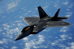 F-22 I F-35 IMAJU NEDOSTATKE KOJI IH ČINE RANJIVIM ZA PROTIVNIKA: Nešenal interest piše da su američki lovci lak plen za Su-57