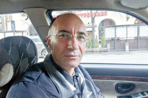 PRIČE IZ TAKSIJA: Evo šta je beogradski taksista otkrio o Bori Čorbi i kako je Dino Merlin vratio 25.000 evra!