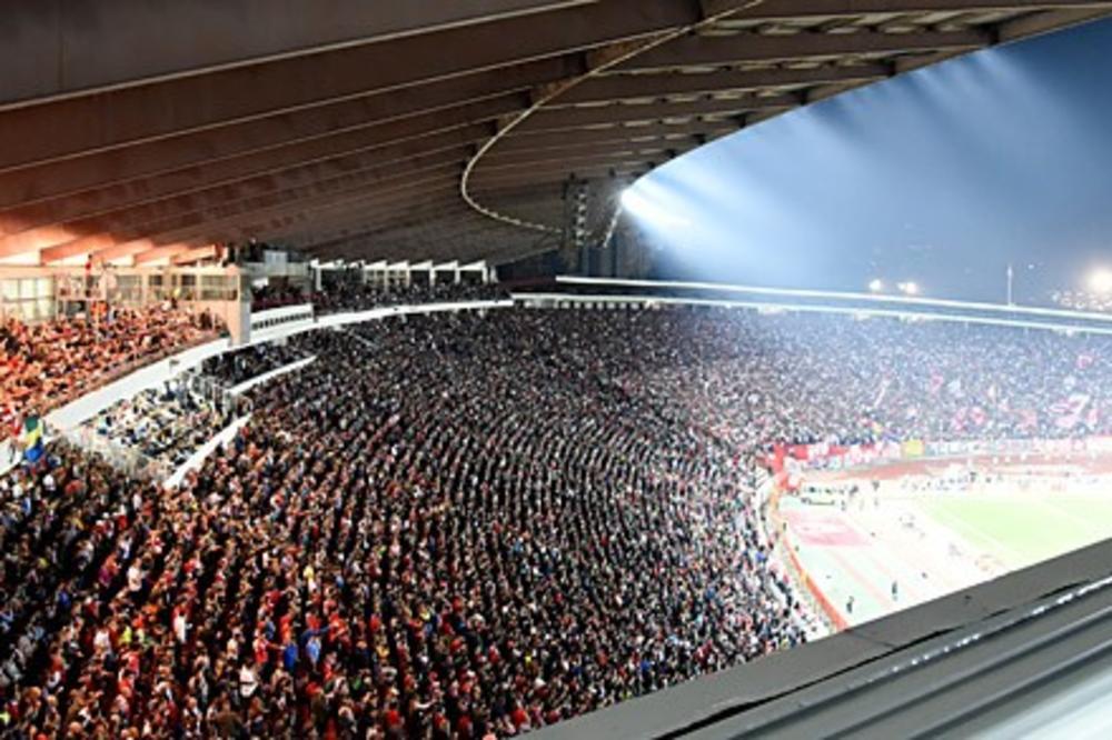 DELIJE, UEFA JE USLOVNO UKINULA KAZNU: Zvezda dva sata pred CSKA uputila apel navijačima