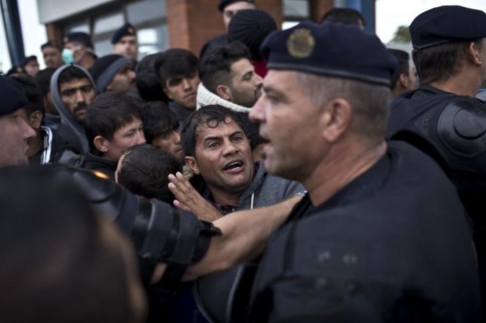 NEMAČKI OBAVEŠTAJCI UPOZORAVAJU: Balkanska ruta je ponovo otvorena! Migranti kuljaju u Evropu!
