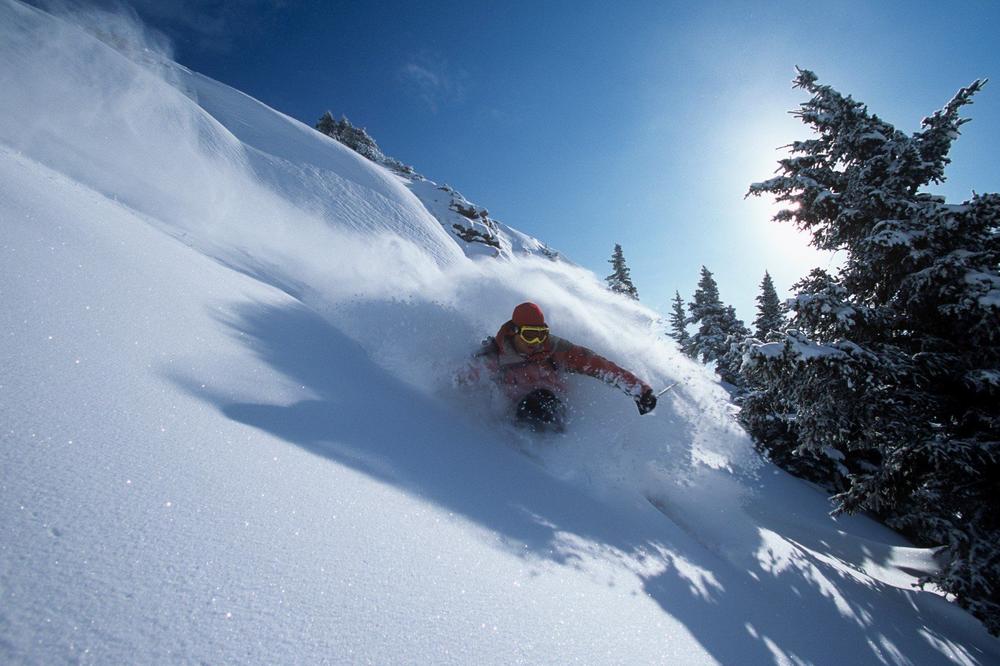 POKRADENI AUSTRIJSKI SKIJAŠI: Lopovi odneli skupocenu opremu