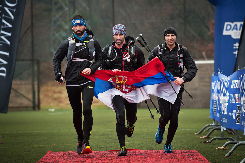 (FOTO) VELIKI USPEH NA PRVOM NASTUPU U 2018: Srpski nebeski trkači postigli sjajan rezultat u Alpima