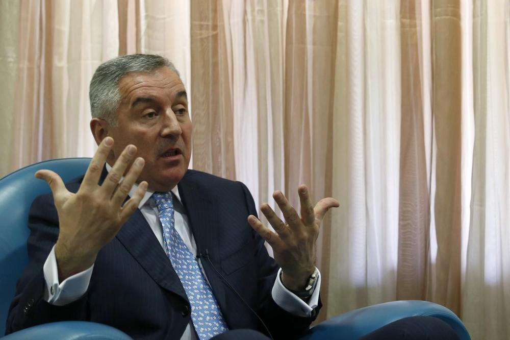 KURIR EKSKLUZIVNO SAZNAJE: Milo Đukanović se neće kandidovati za predsednika Crne Gore