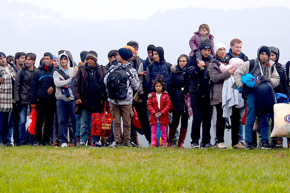 BEČ ZADOVOLJAN: Manje zahteva za azil u Austriji u 2017!