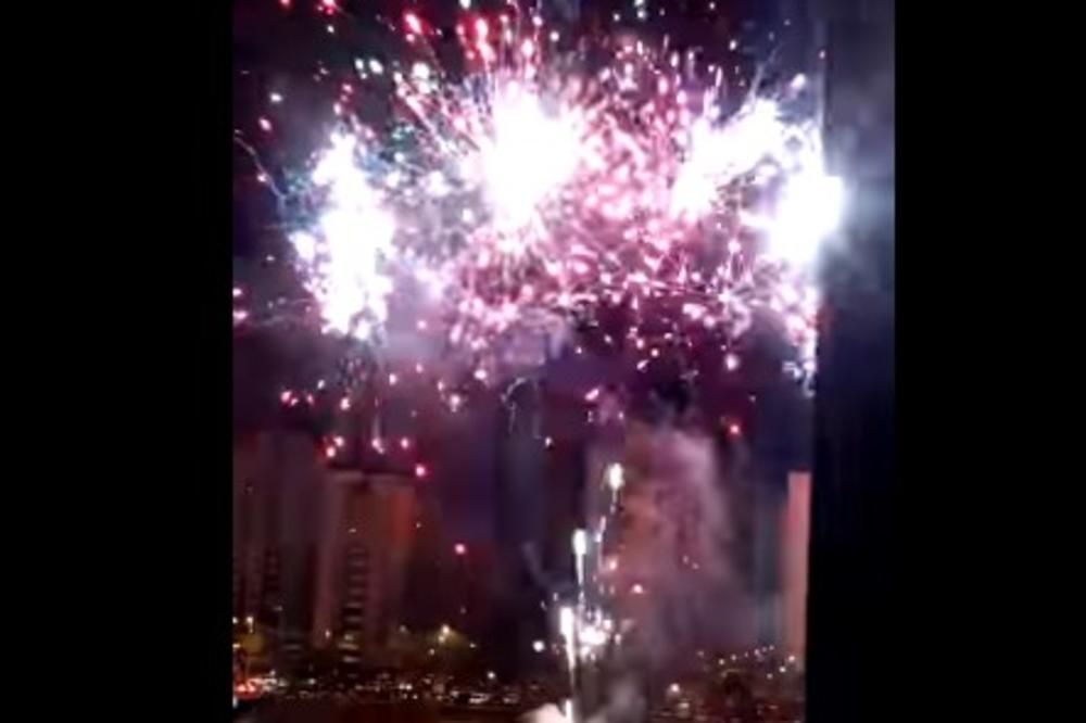 (VIDEO) KAD SLAVE KOMŠIJE SA NOVOG BEOGRADA: Napravili fenomenalan vatromet za Srpsku novu godinu