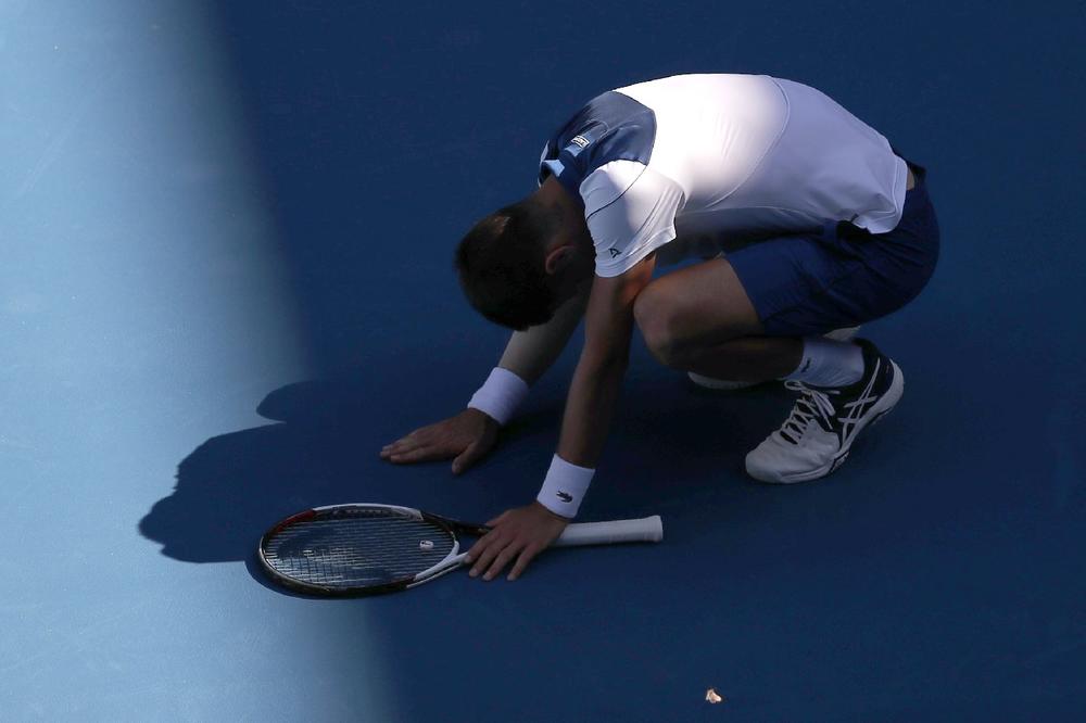 NEPRAVDA! Organizatori AO opet izašli u susret Federeru, Đoković igra derbi po najvećoj vrućini