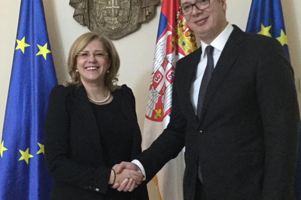 VUČIĆ SA EVROPSKOM KOMESARKOM ZA REGIONALNU POLITIKU: Srbija veoma aktivan i dragocen partner u saradnji