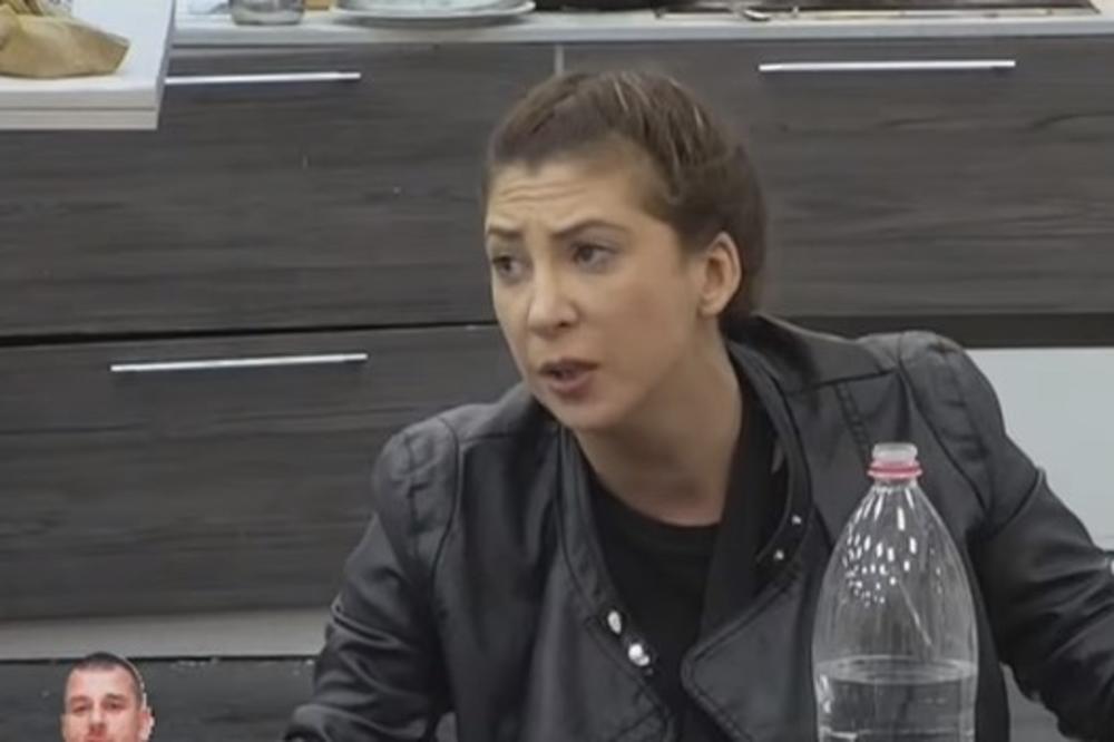 (VIDEO) I DALJE NE MOGU DA VERUJEM: Nakon što ju je izudarala, evo šta Nadežda kaže o Jeleni Krunić!
