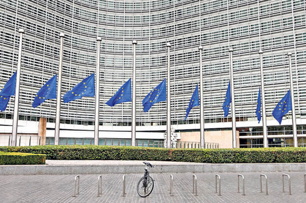 SLEDEĆA GODINA JE PRELOMNA ZA SRBIJU: Evropska komisija priprema poseban dokument!