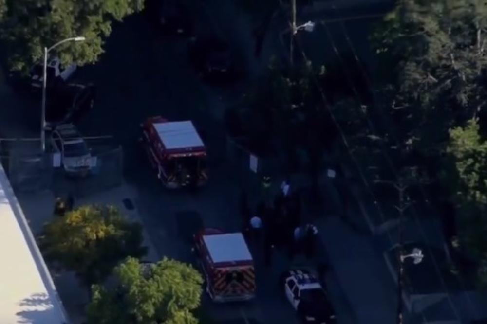 (VIDEO) HOROR NA ŠKOLSKOM ČASU U LOS ANĐELESU: Učenica pucala na kolege, 5 povređeno, jedan u kritičnom stanju