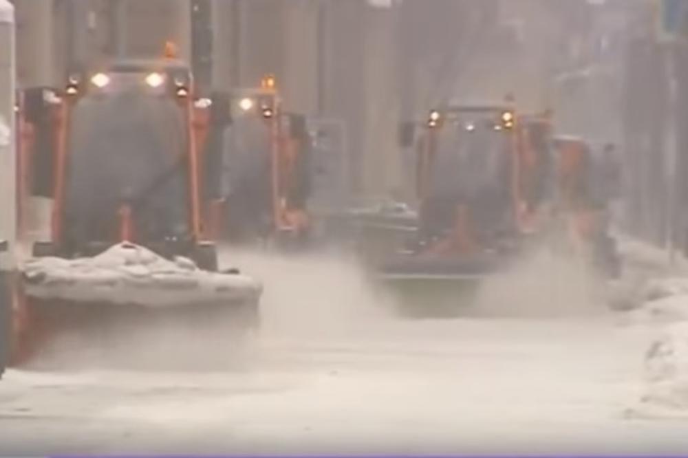 (VIDEO) OKOVANA MOSKVA: Glavni grad Rusije pogodila najveća snežna oluja u 21. veku!