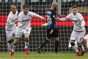 (VIDEO) NEROAZURI JOŠ UVEK BEZ POBEDE U 2018: Inter  razočarao protiv Krotonea