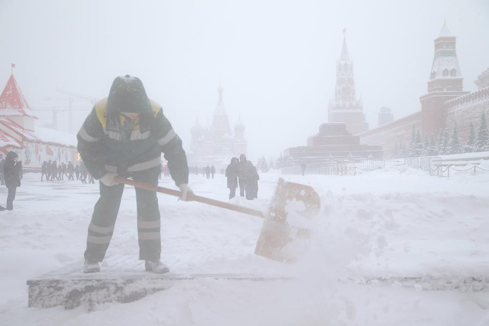 SMRTONOSNA ZIMA: Od Moskve do Pariza, sibirski ledeni talas seje smrt širom Evrope, 3 umrlo!