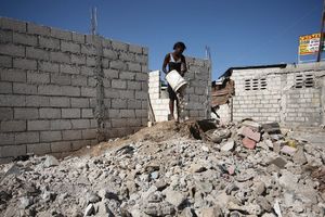 OTKRIVENE ŠOKANTNE TAJNE BRITANSKIH HUMANITARACA: Otišli na Haiti da pomognu žrtvama zemljotresa, pa pravili KALIGULINE ORGIJE s unesrećenim devojkama