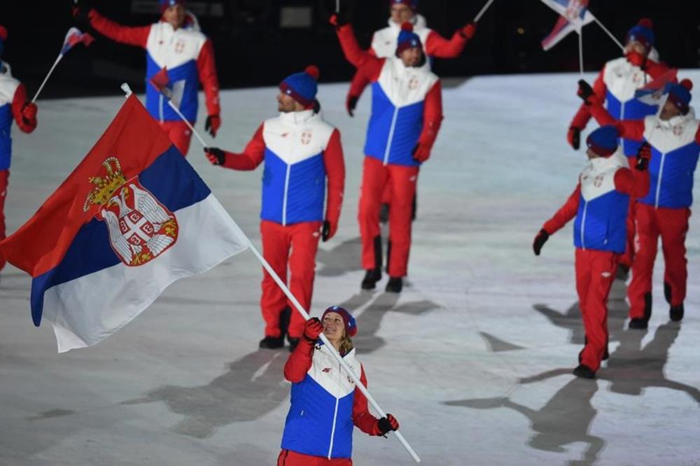 (FOTO) DA LI STE PRIMETILI KAKO SU OBUČENI SRPSKI SPORTISTI: Jedan detalj je privukao veliku pažnju