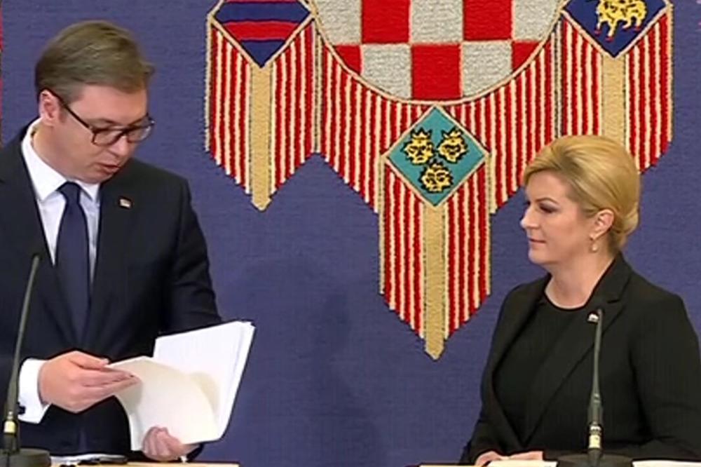 VUČIĆ PREDAO DOKUMENTACIJU KOLINDI: Predsednik Srbije odneo matične knjige iz Dvora na Uni