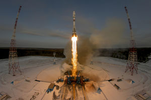 (VIDEO) USPEŠNO ODLETELA U SVEMIR: Posle odlaganja u poslednji čas, lansirana raketa Sojuz!