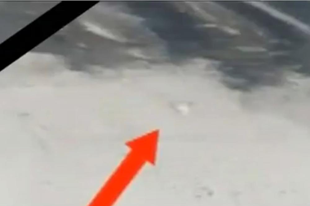 (VIDEO) ŠOKANTAN SNIMAK MESTA PADA IRANSKOG AVIONA: Udarili u vrh planine i srušili se 30 metara dalje!