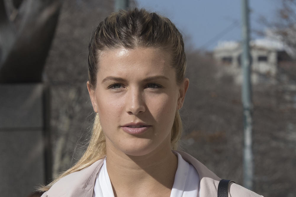 IŠLA NA SUD: Najseksepilnija teniserka traži odštetu, jer je u svlačionici dobila potres mozga