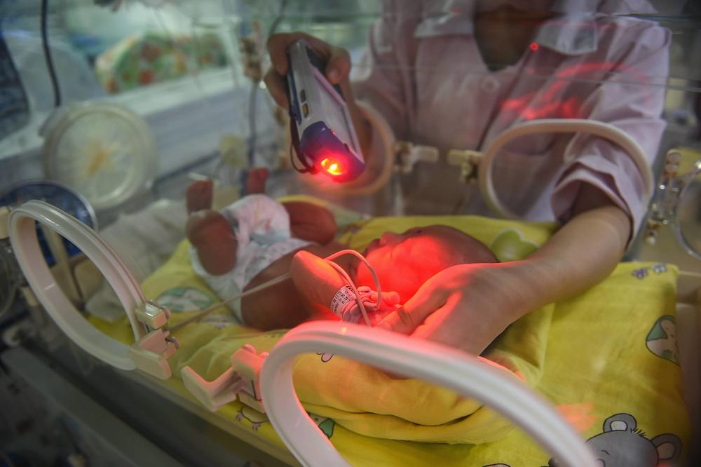 MAKEDONIJA DRŽI NESLAVNI REKORD: Prva na Blakanu, a druga u Evropi po smrtnosti novorođenčadi