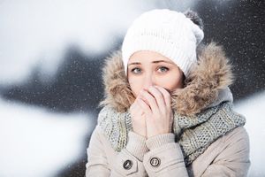 HLADNOĆA UME DA BOLI: 5 zabrinjavajućih načina na koje hladno vreme utIče na telo