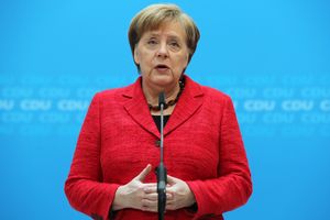 MERKELOVA: Nemačka podržava vojnu akciju u Siriji, ali nećemo učestvovati!