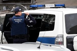 ZAKUCAO SE AUTOMOBILOM U DŽIP INTERVENTNE: Mladić (21) pokušao da pobegne od policijske patrole na Telepu