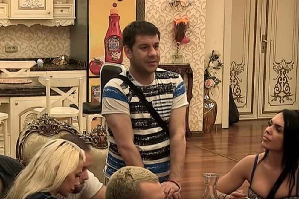 (VIDEO) BAŠ DŽENTLMENSKI: Ivan Marinković otkrio gde je imao prvi seks sa Gocom!