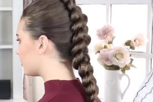 (VIDEO) SAVRŠENA FRIZURA ZA TREN OKA: Evo kako da napravite OVE neobične pletenice u kosi!