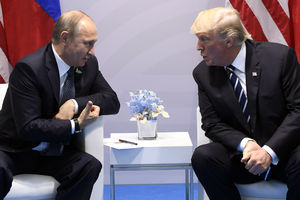 (FOTO) DA LI JE OVO NOVA TRAMPOVA PROVOKACIJA: Predsednik Amerike želi u sred Rusije da dobije domaćinstvo za Mundijal