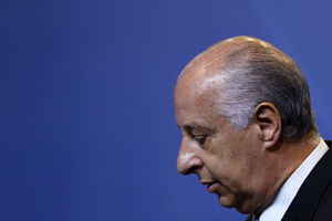 FIFA ISKORENJUJE KORUPCIJU: Del Nero doživotno suspendovan