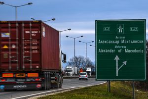 (FOTO) NOĆNA MORA ZA TURISTE IZ SRBIJE: Nova deonica autoputa kroz Makedoniju ima jedan OZBILJAN PROBLEM