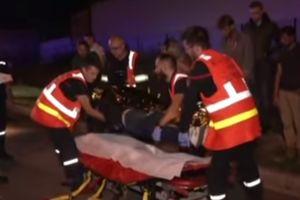 PIJAN SE POSVAĐAO SA OBEZBEĐENJEM NOĆNOG KLUBA, PA ULETEO KOLIMA MEĐU LJUDE: 7 povređeno u napadu u Francuskoj (VIDEO)
