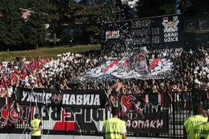 SKANDALOZNA ODLUKA UŽIČANA: Fudbaleri štrajkovali zbog neisplaćenih plata, a onda im je uprava priredila OVO!