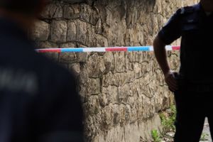 POLICIJSKA AKCIJA U NOVOM PAZARU: Sekirom napao mladića (20) posle svađe