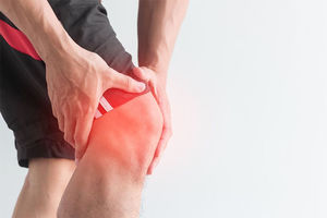 FIZIOTERAPEUTI SAVETUJU: Kako da ublažite bolove u kolenu i rešite problem ukočenosti?